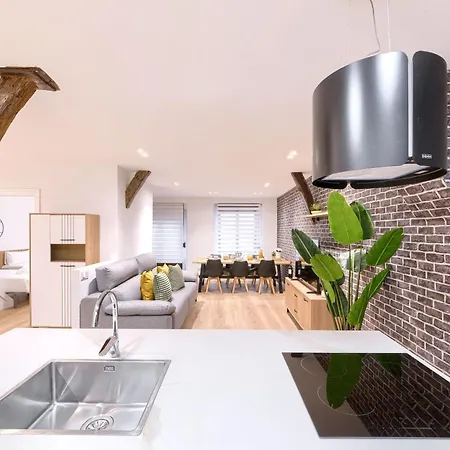 Old Town Carniceria Vieja By Next Stop * Bilbau